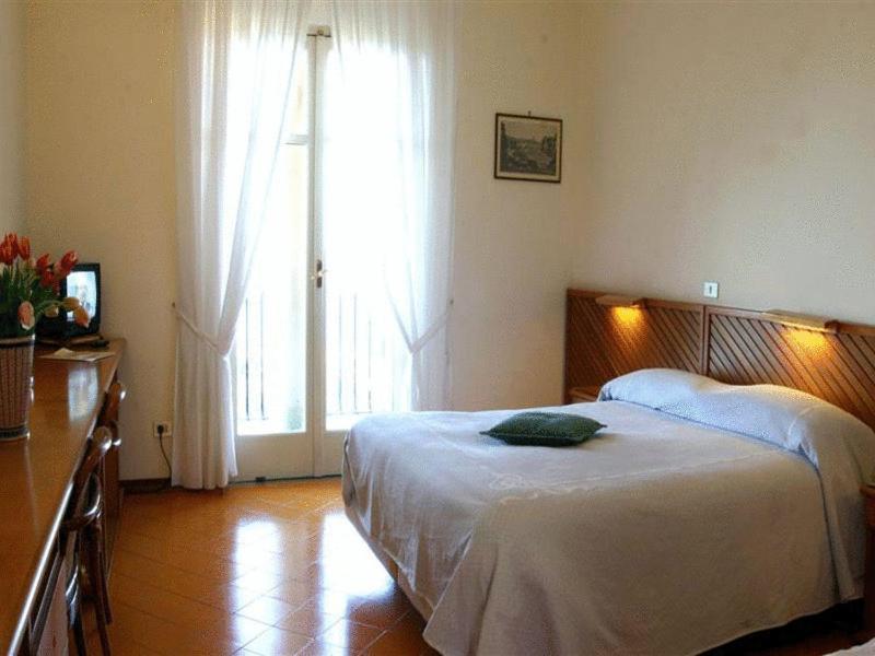 Hotel Villa Pina Antico Francischiello Massa Lubrense Exterior foto